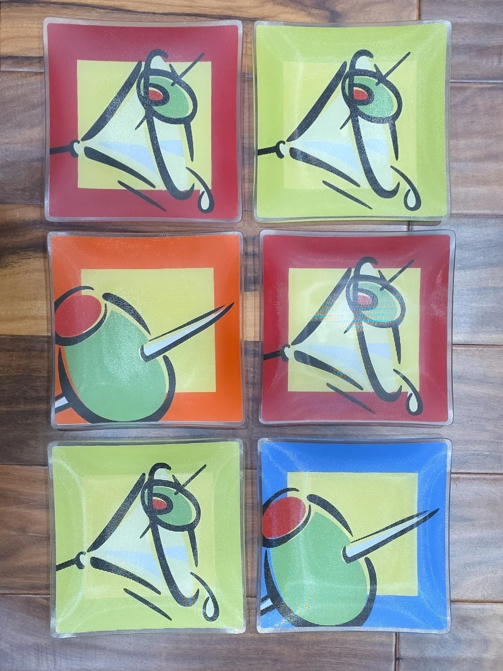 Silvestri Max & Lucy- 18 Set-Hors d'oeuvres & Square Martini Plates & Coasters